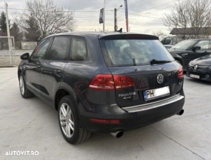 Volkswagen Touareg - 9