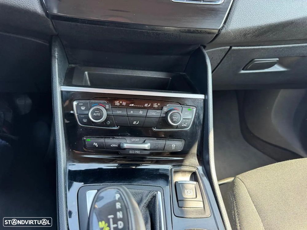 BMW 225xe Active Tourer Advantage - 37