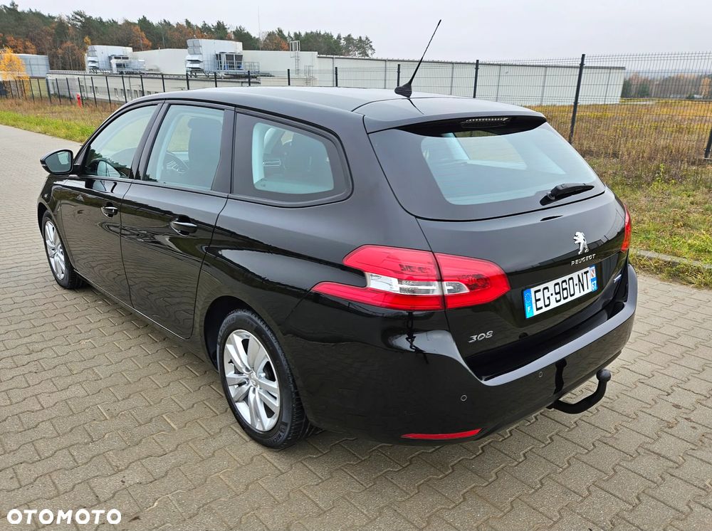 Peugeot 308 SW 1.6 BlueHDi Allure S&S - 20
