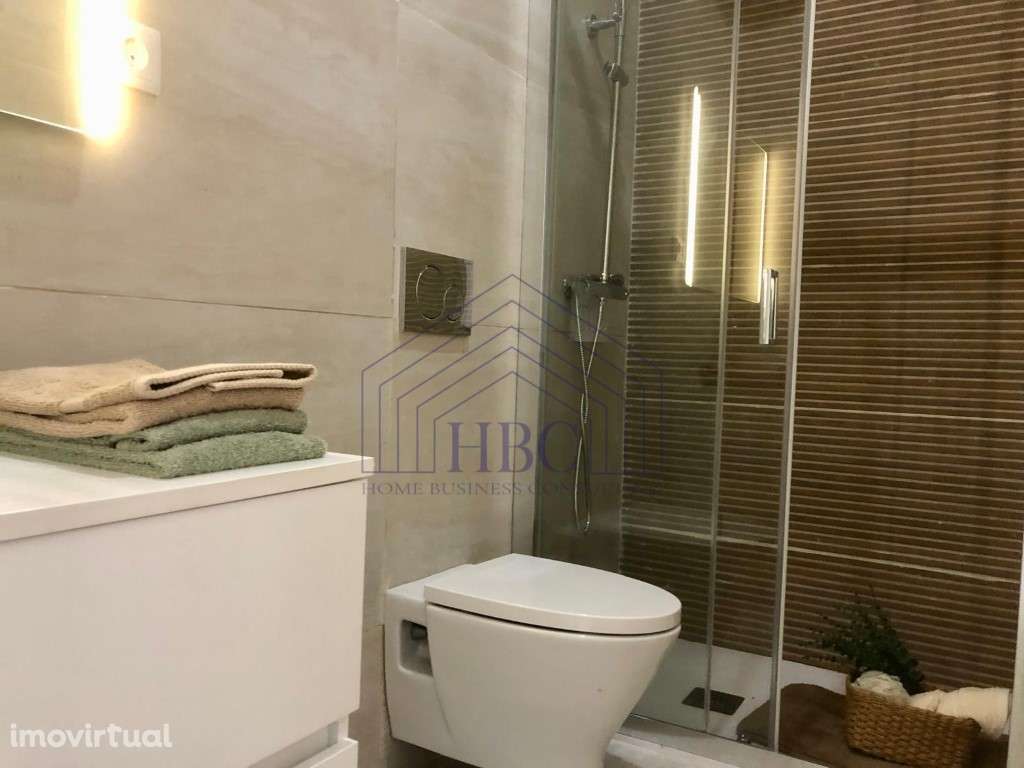 Apartamento T3 - Totalmente Remodelado e Mobilado - Grande imagem: 3/26