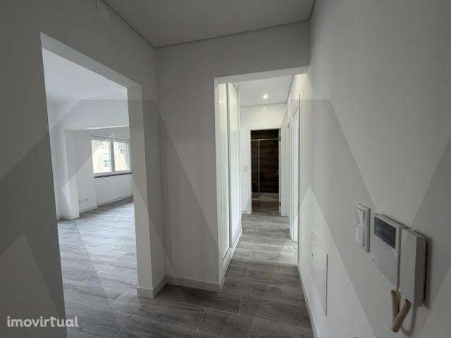 Apartamento T2 Renovado Para Arrendar - Grande imagem: 4/15