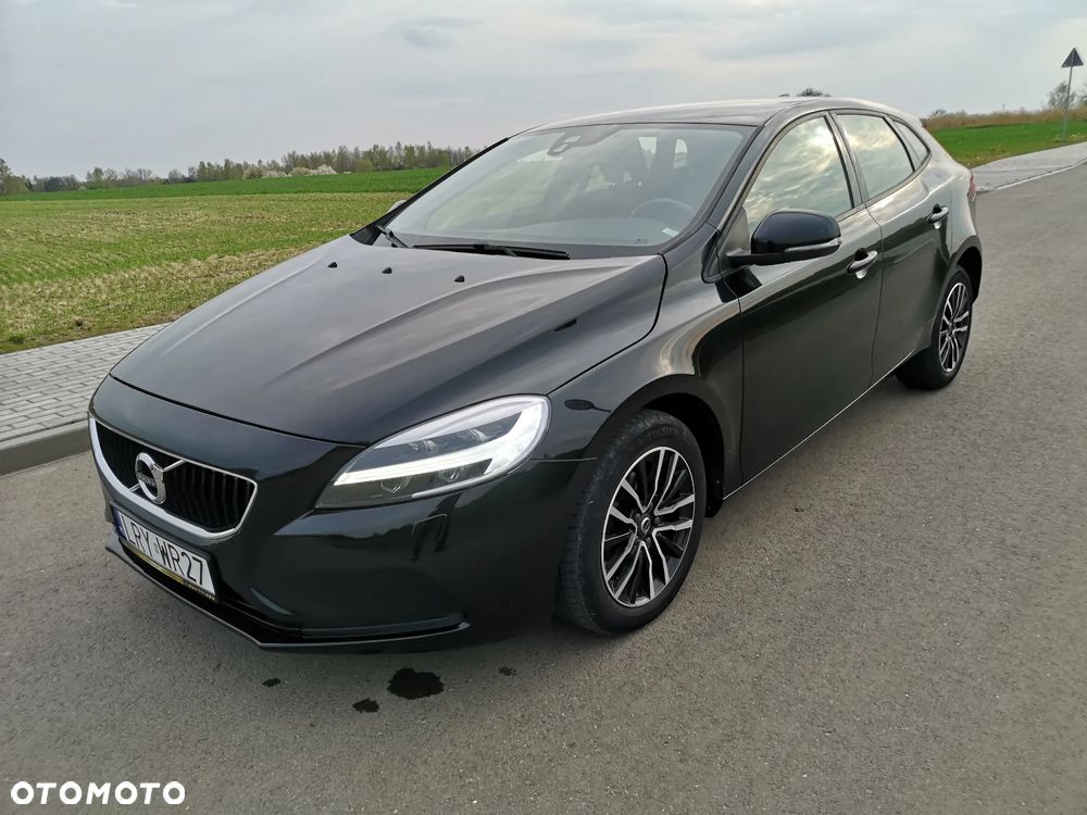 Volvo V40 D2 Momentum - 28