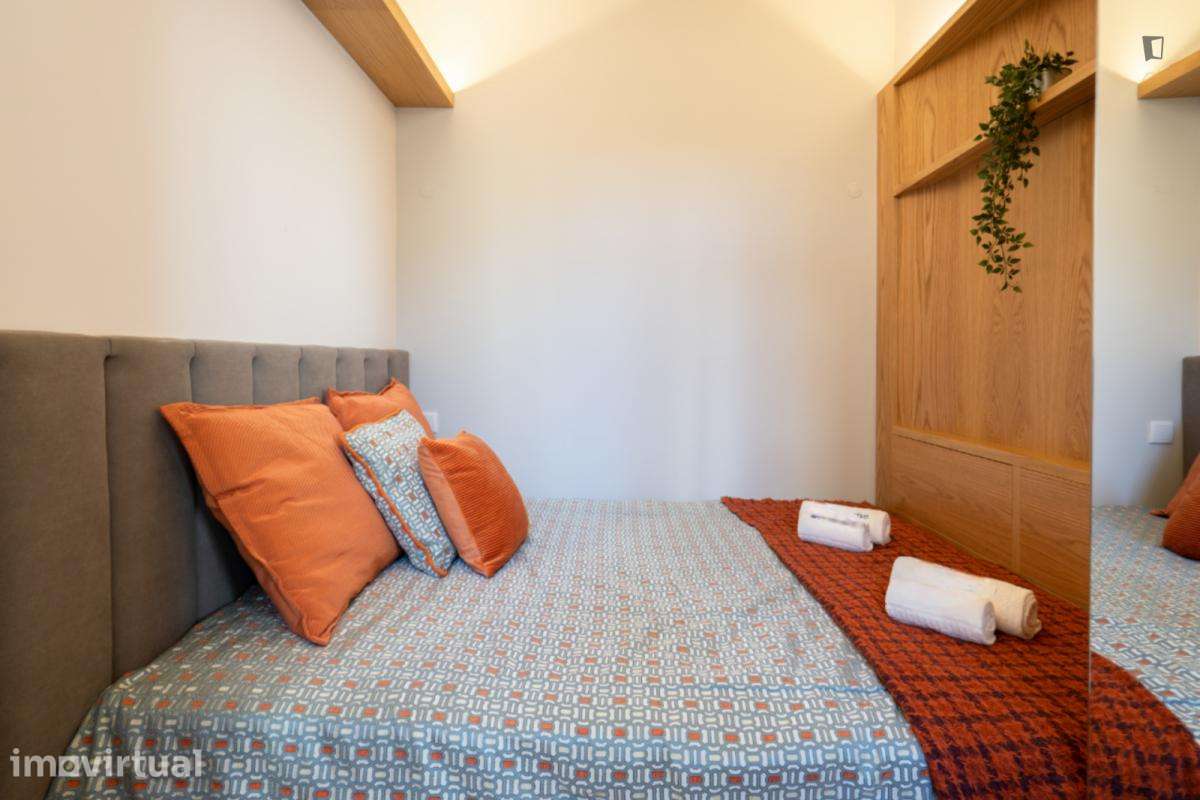 Apartamento com 1 quartos - localizado em Santo Ildefonso Porto - Grande imagem: 2/34