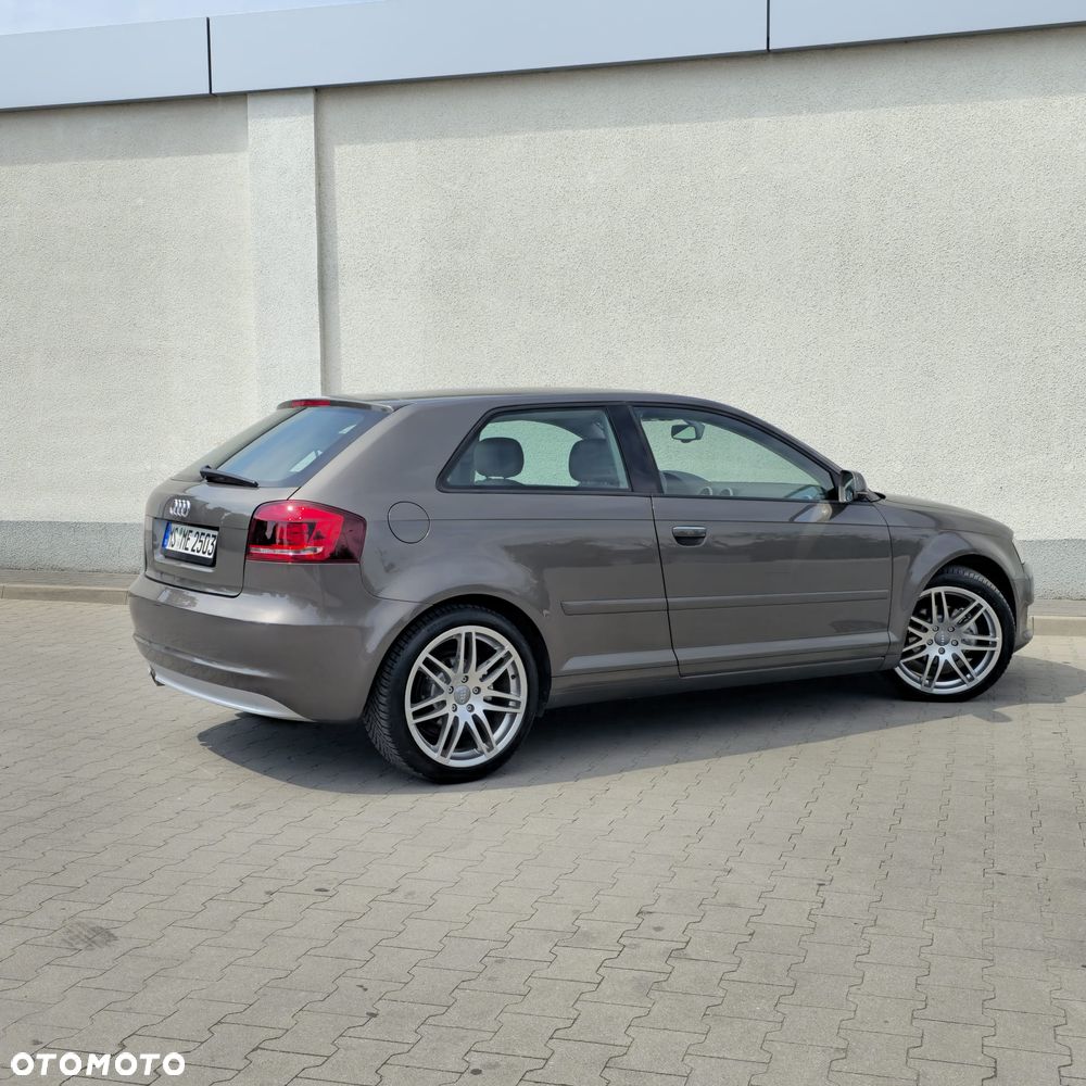 Audi A3 3-drzwiowe 1.6 TDI S line Sportpaket - 19