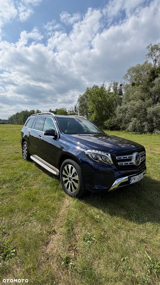 Mercedes-Benz GLS - 27