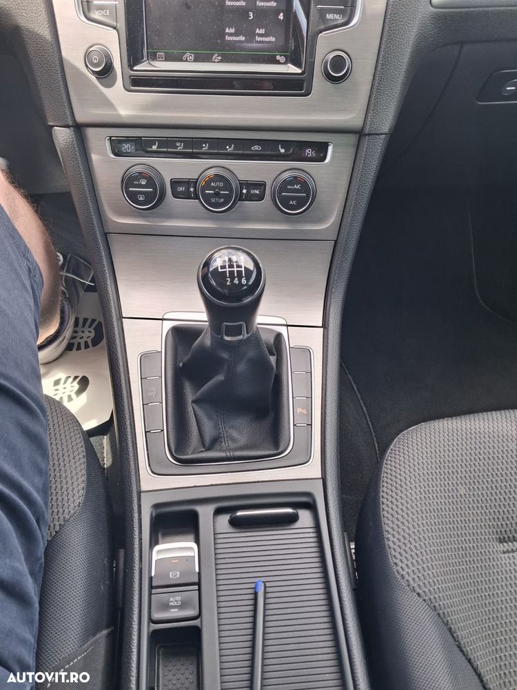 Volkswagen Golf 2.0 TDI DPF BMT Highline - 10