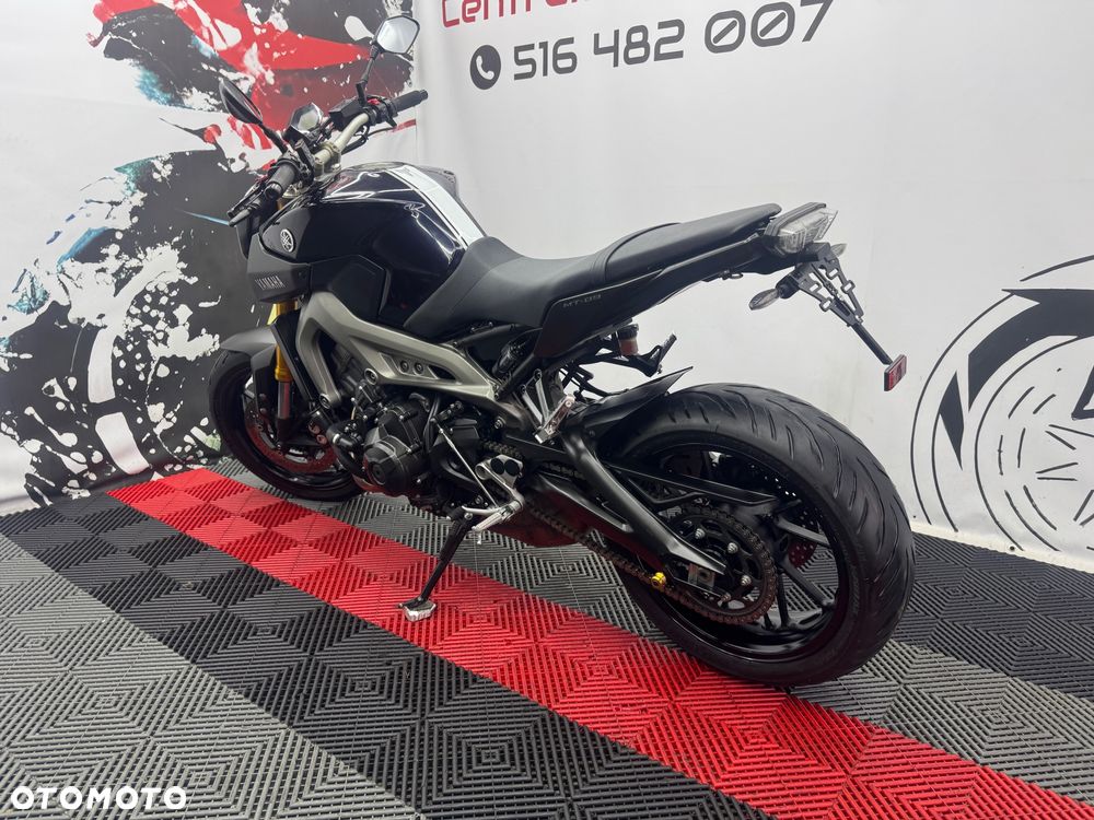 Yamaha MT - 6