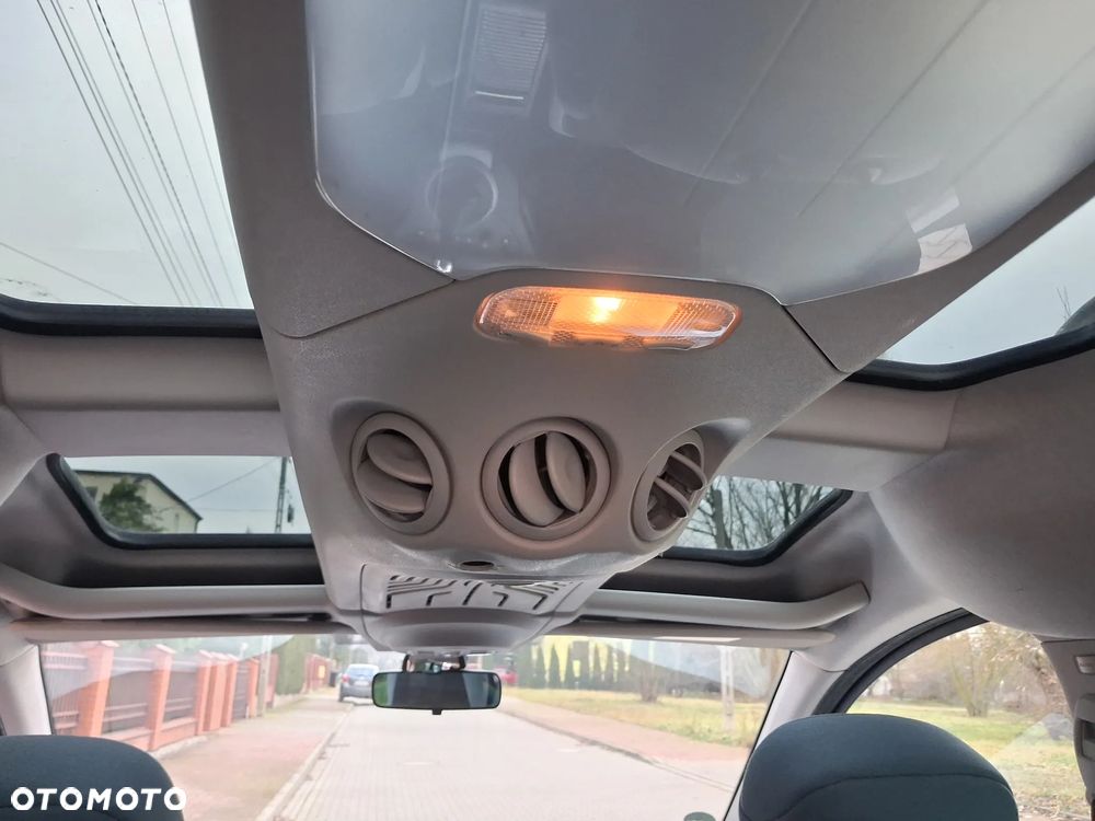 Citroën Berlingo 1.6 HDi 110 FAP Multispace Exclusive - 21