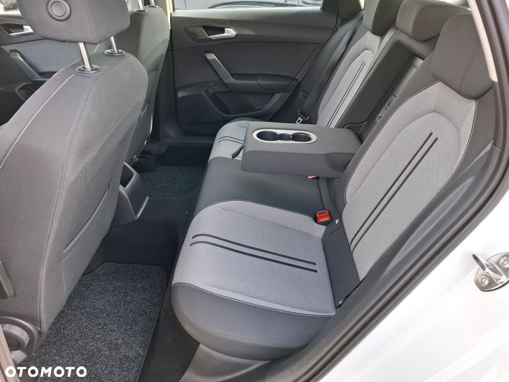 Seat Leon Sportstourer 2.0 TDI DSG Style - 11