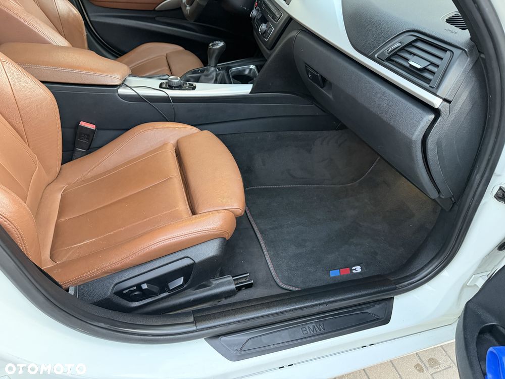 BMW Seria 3 - 8