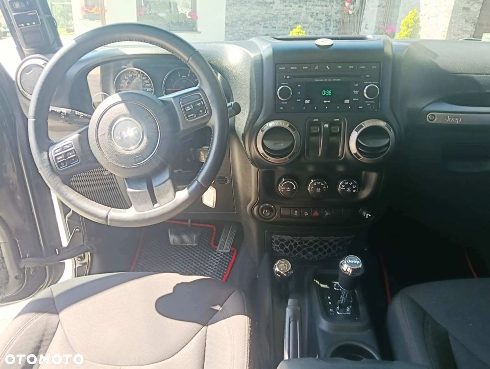 Jeep Wrangler 2.8 CRD Sport - 6