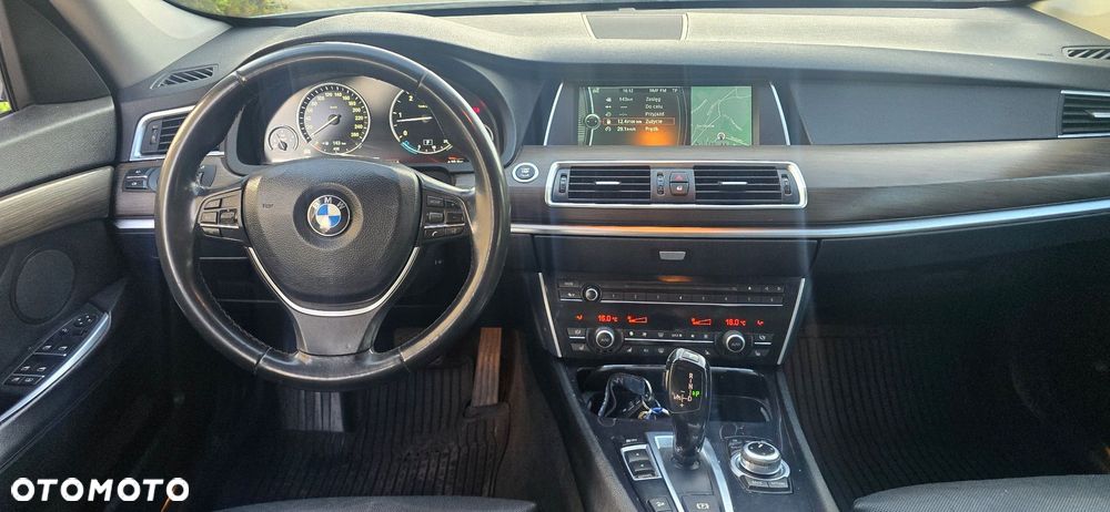 BMW 5GT 530d xDrive - 14
