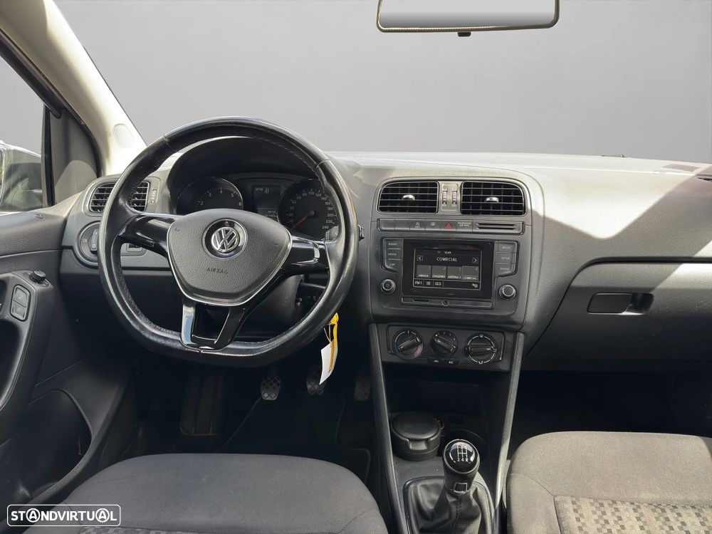 VW Polo 1.0 Trendline - 14