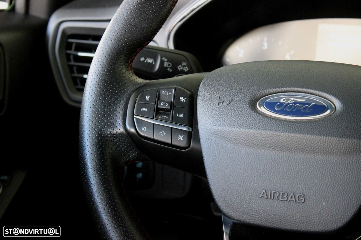 Ford Focus SW - 19