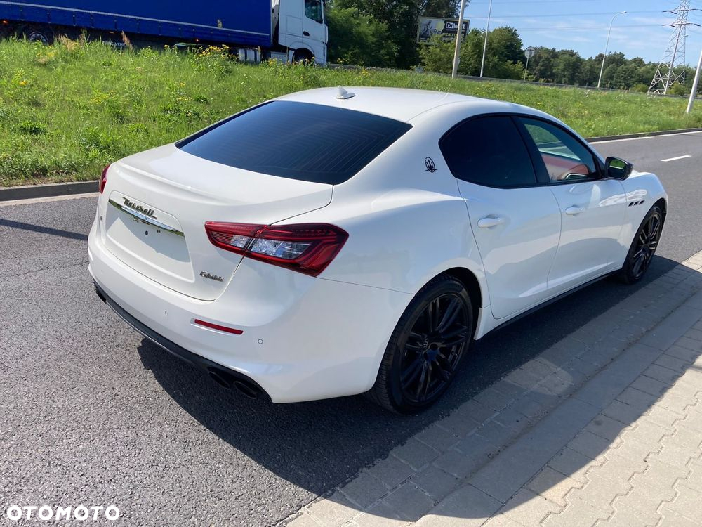 Maserati Ghibli S - 5