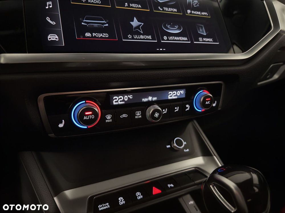 Audi Q3 - 19