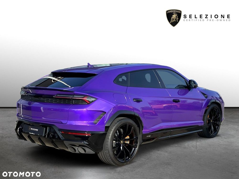 Lamborghini Urus - 4