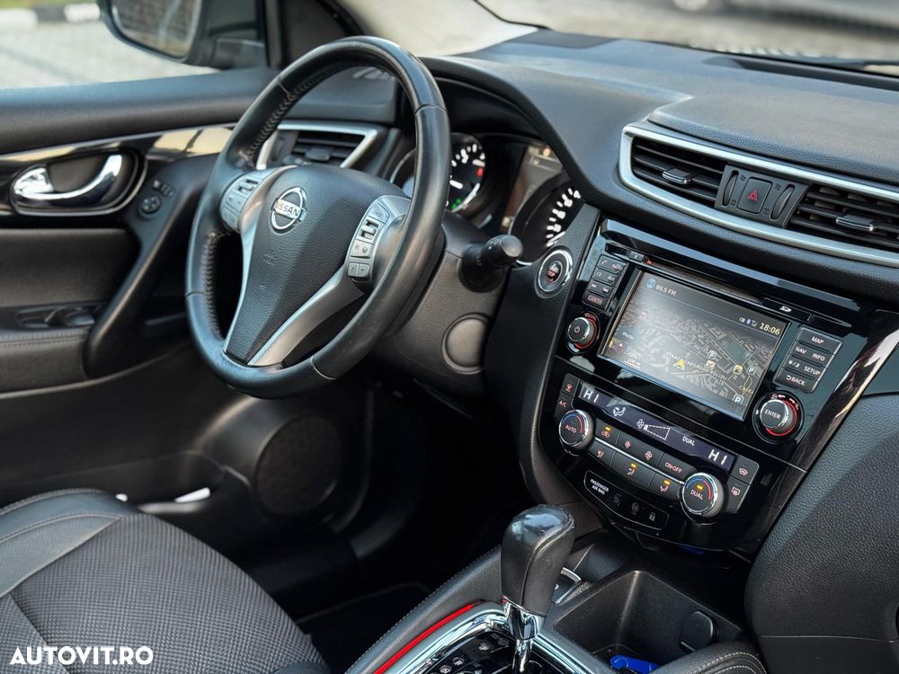 Nissan Qashqai 1.6 DCI Xtronic TEKNA - 19