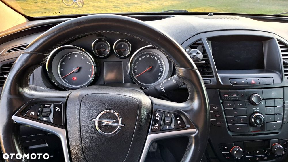 Opel Insignia 2.0 T Cosmo 4x4 - 12