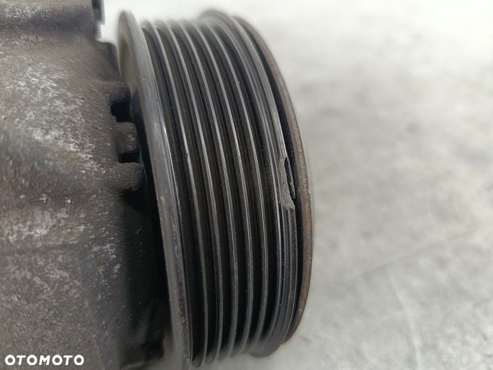POMPA, SPRĘŻARKA KLIMATYZACJI TOYOTA YARIS III 5TSE10C 447260-4201  DENSO - 6