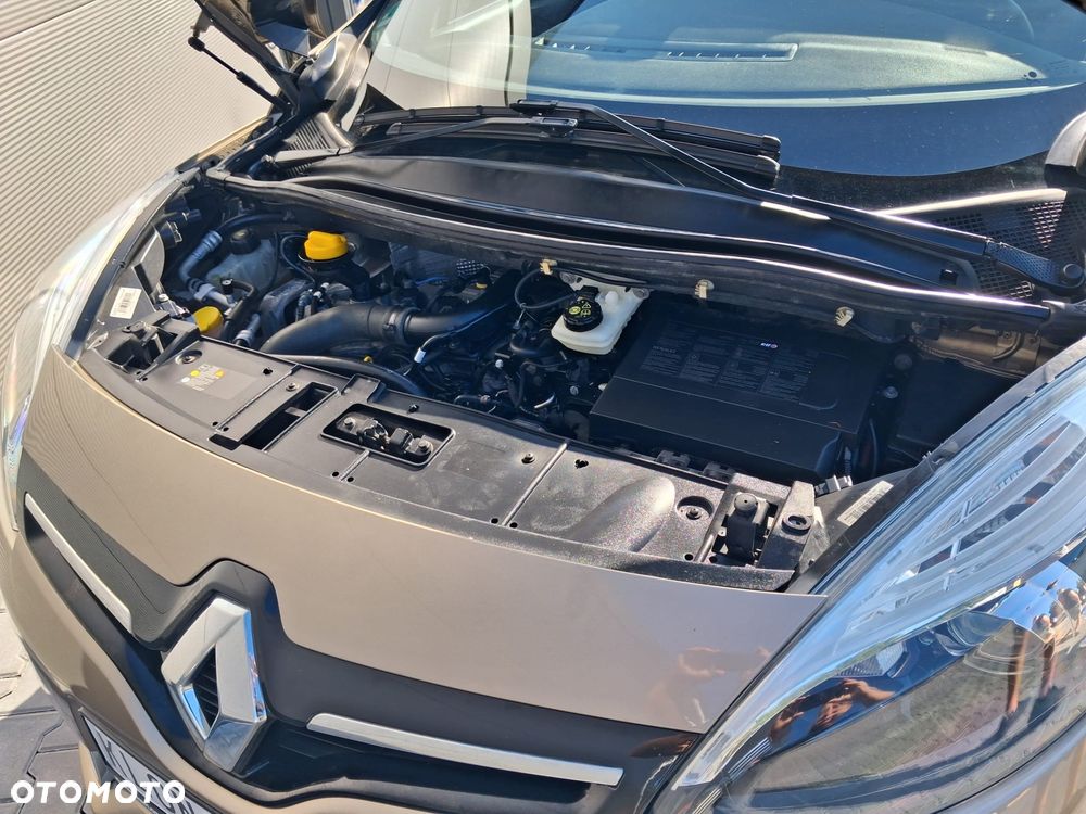 Renault Grand Scenic ENERGY TCe 130 BOSE EDITION - 27