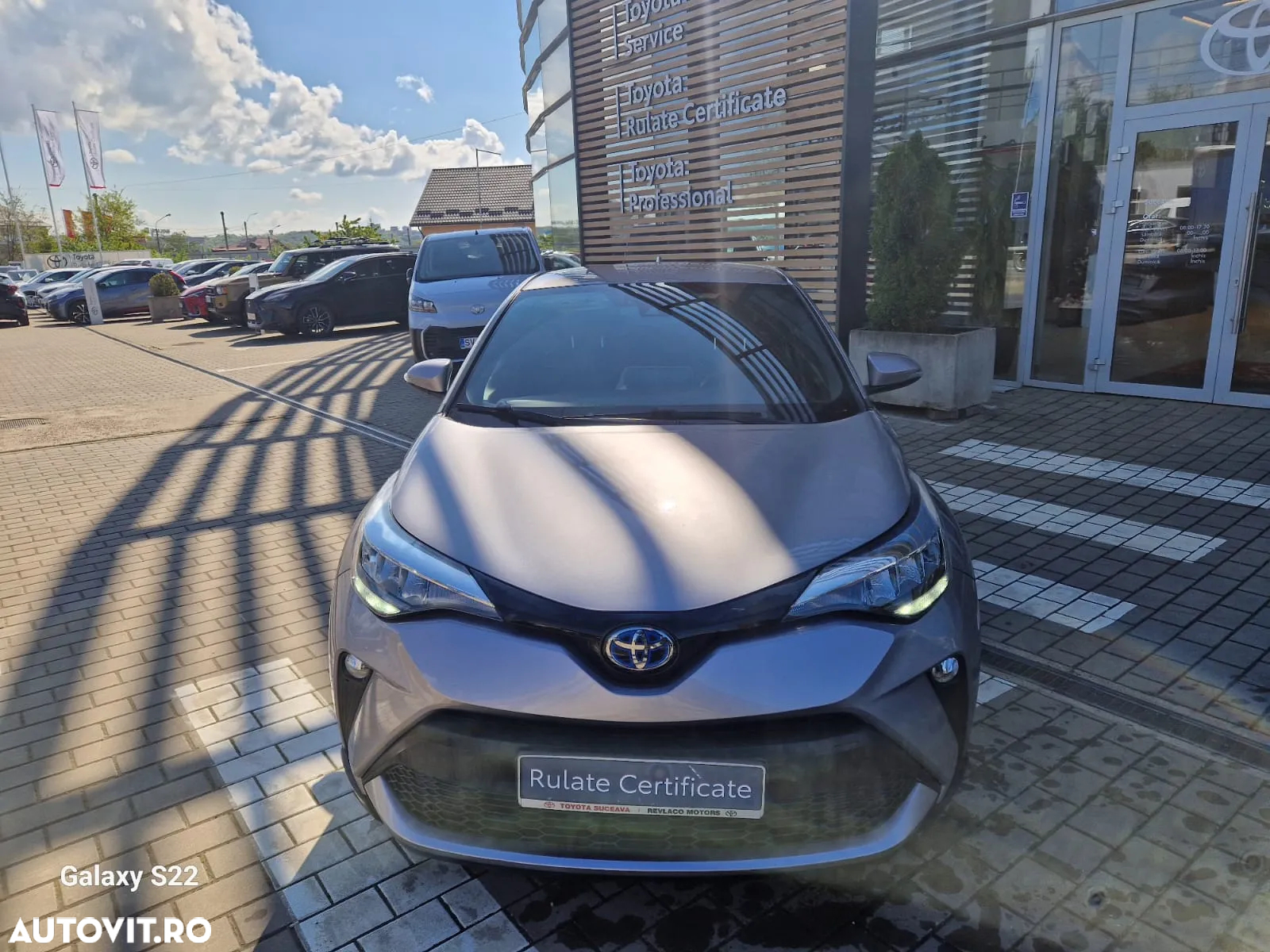 Toyota C-HR 1.8 HSD 4x2 CVT C-enter - 2