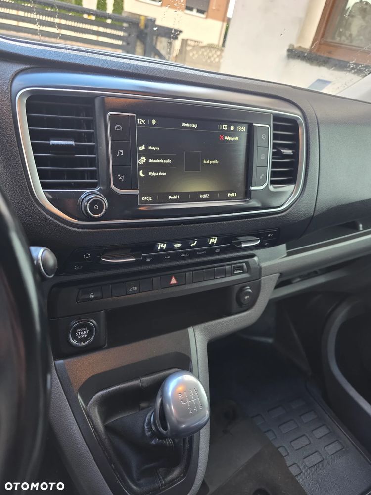 Opel Vivaro - 26