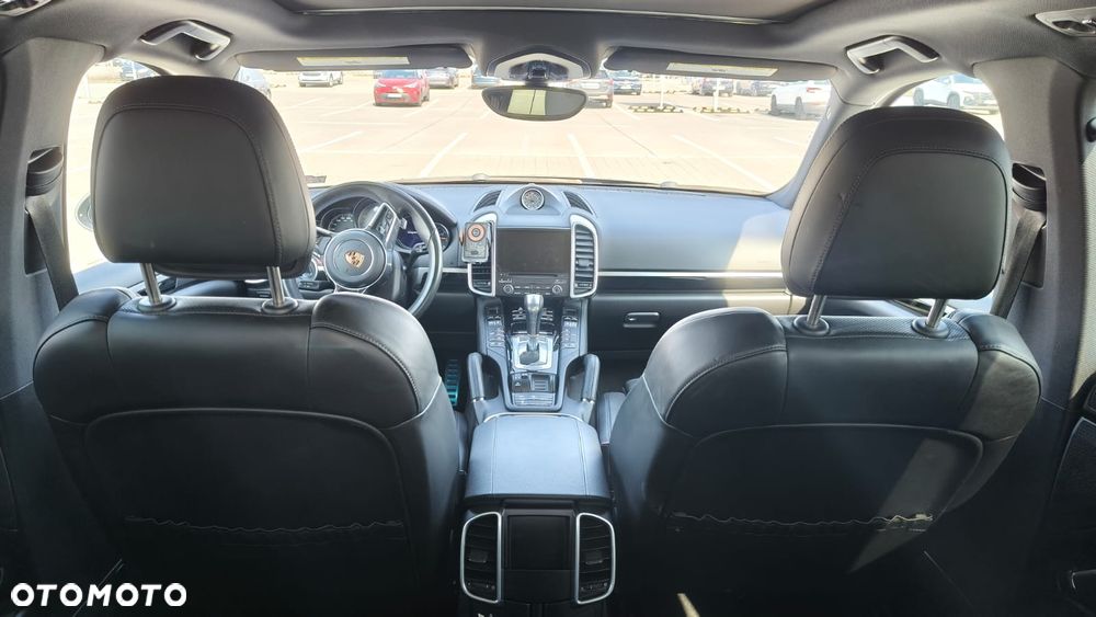 Porsche Cayenne S - 15