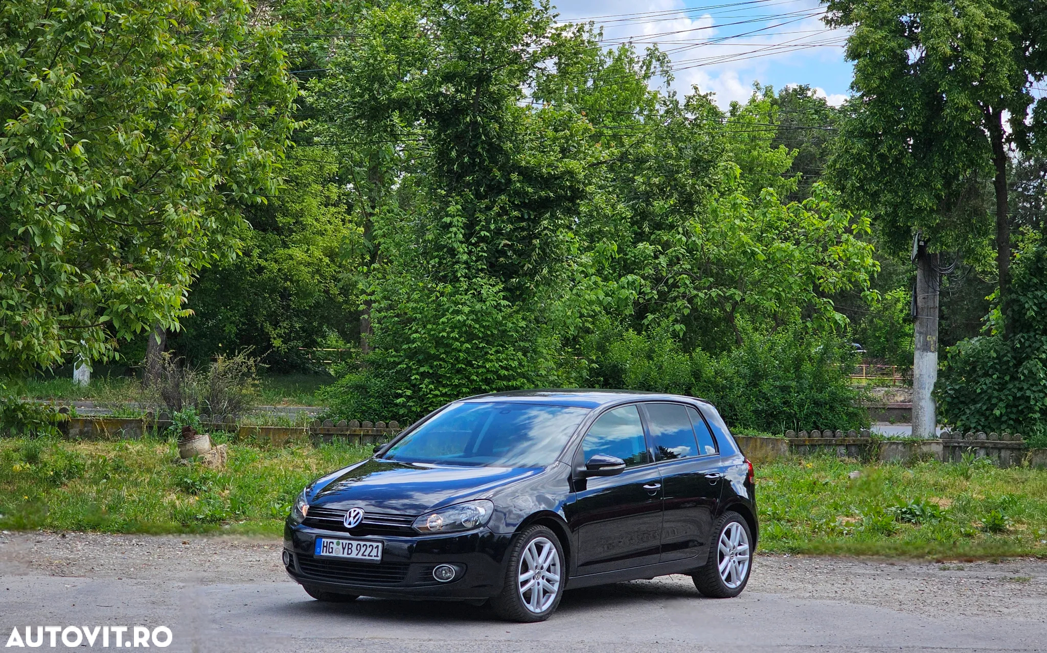 Volkswagen Golf - 11