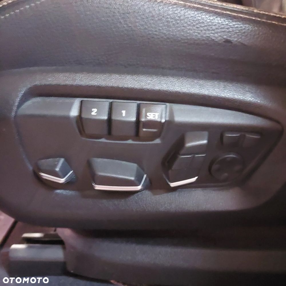 BMW X5 xDrive25d - 36