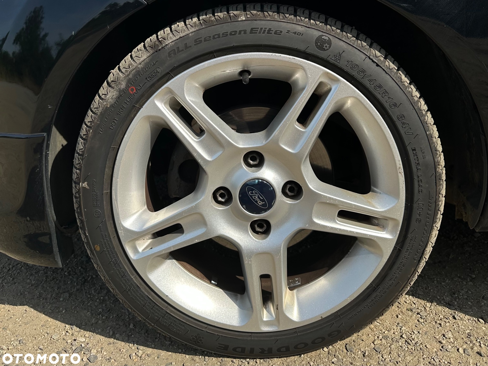 Ford Fiesta 1.4 Sport - 23
