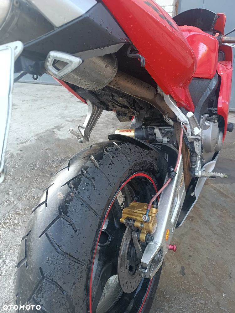Honda CBR - 5