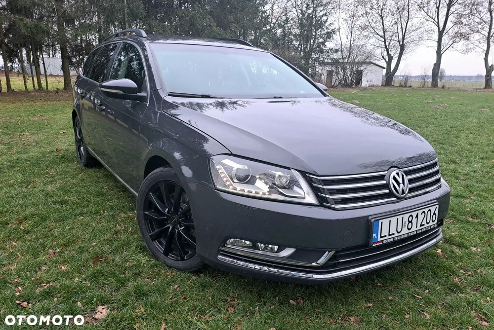 Volkswagen Passat 2.0 TDI Comfortline - 12
