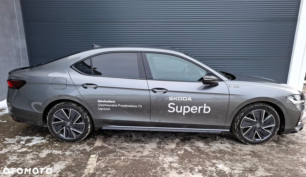 Skoda Superb 1.5 TSI Sportline DSG - 9