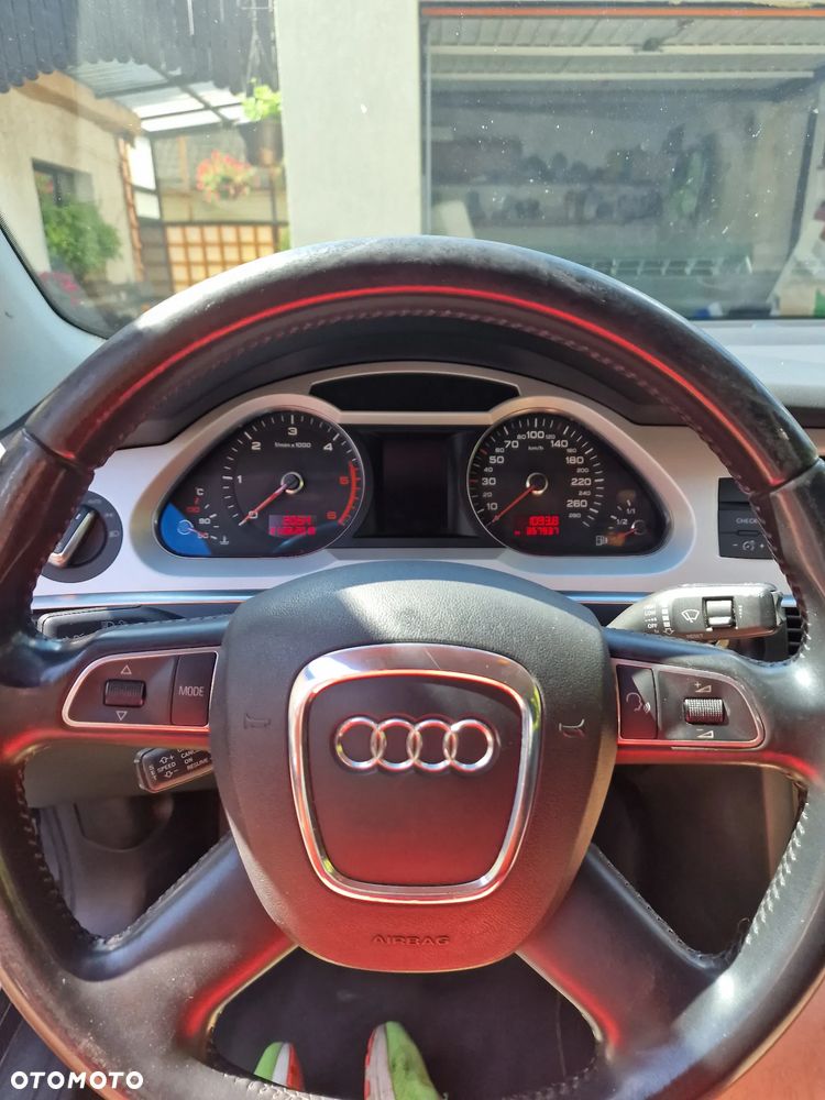 Audi A6 Avant 2.0 TDI - 25