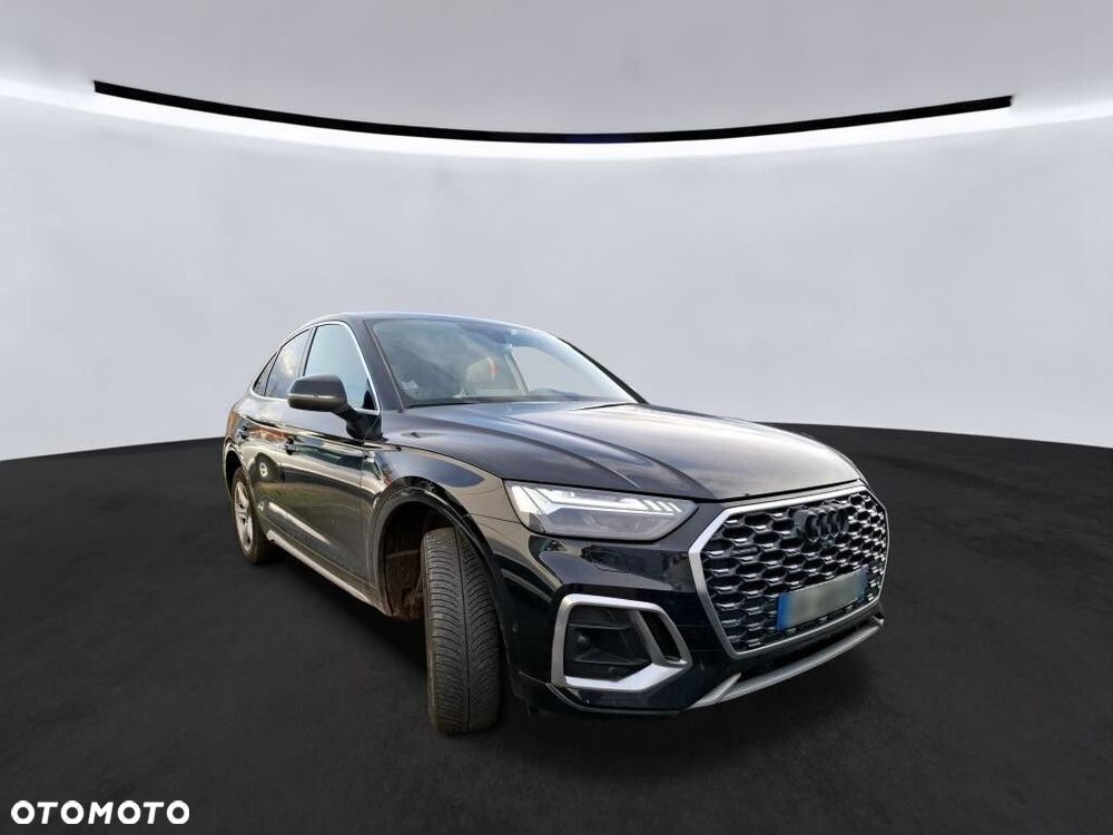 Audi Q5 Sportback - 3