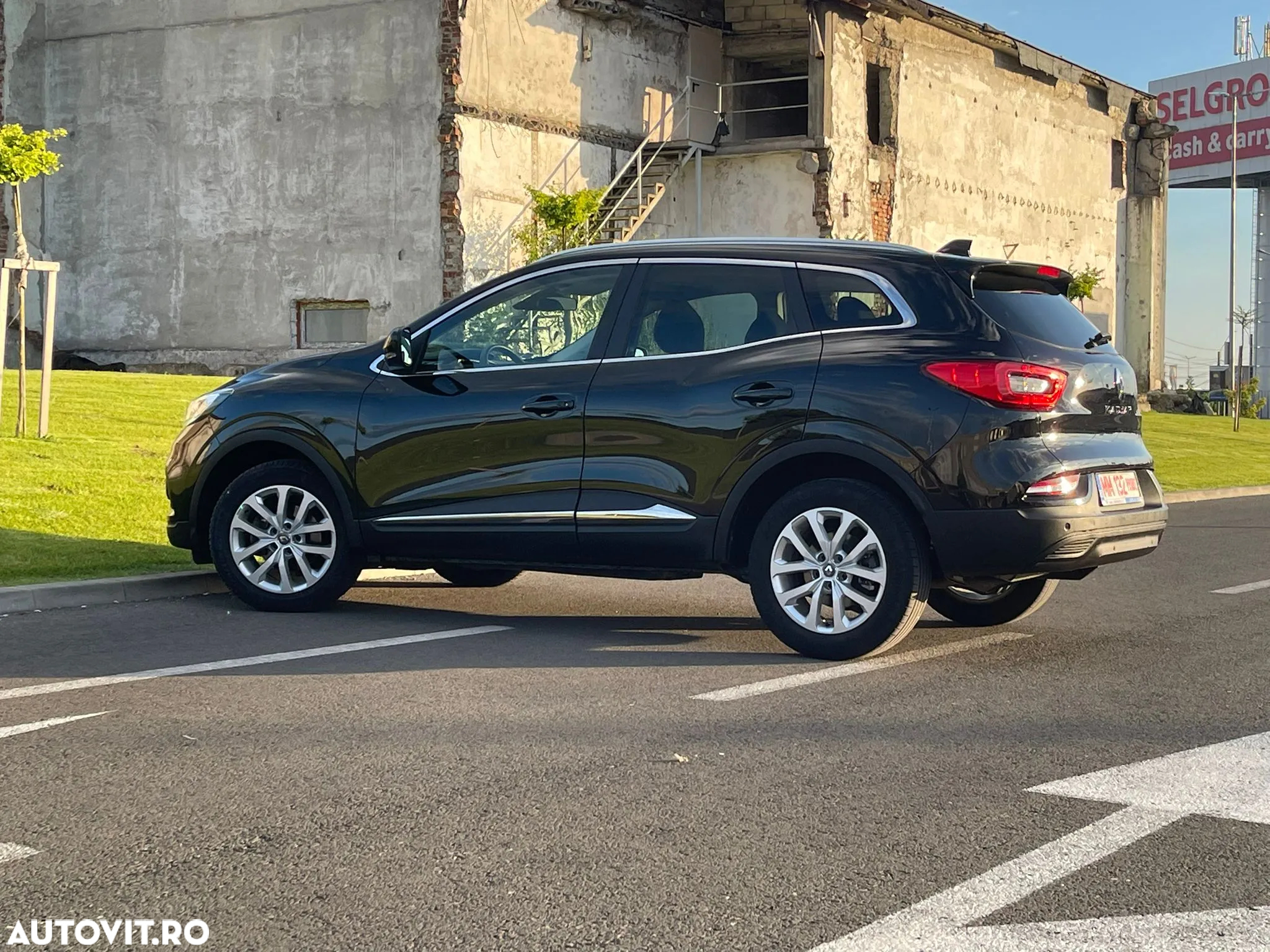 Renault Kadjar BLUE dCi 115 EDC ZEN - 32
