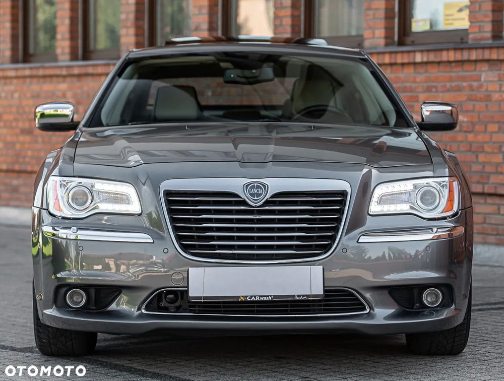 Lancia Thema 3.6 V6 VVT 24V Automatik Platinum - 11