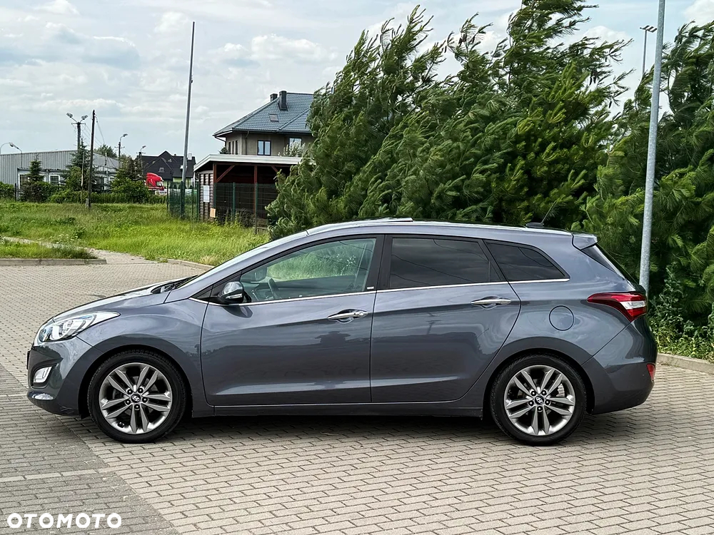 Hyundai i30 1.6 CRDi BlueDrive Go - 11