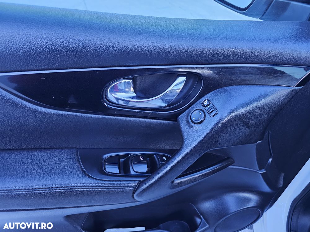 Nissan Qashqai 1.6 DCI Start/Stop Tekna - 15