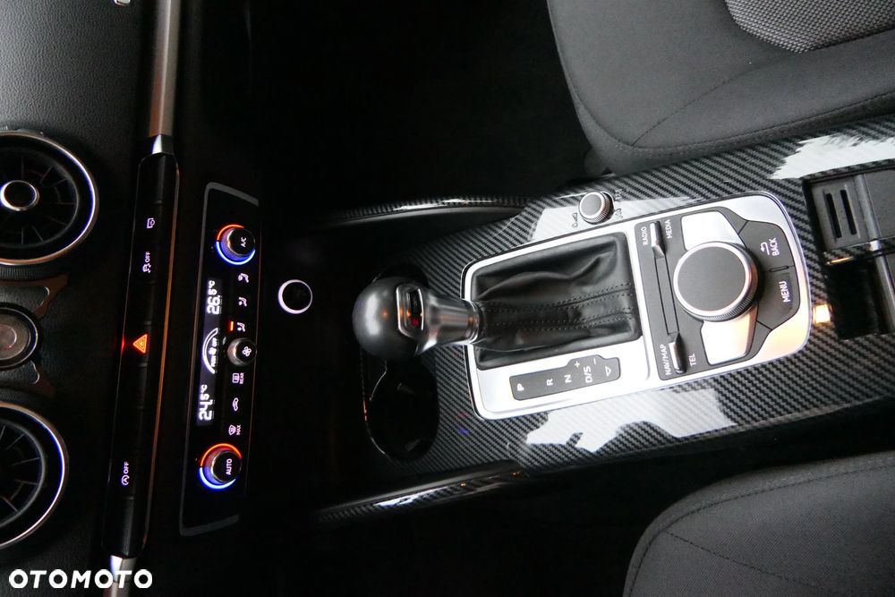 Audi A3 Limousine 1.6 TDI S tronic design - 23