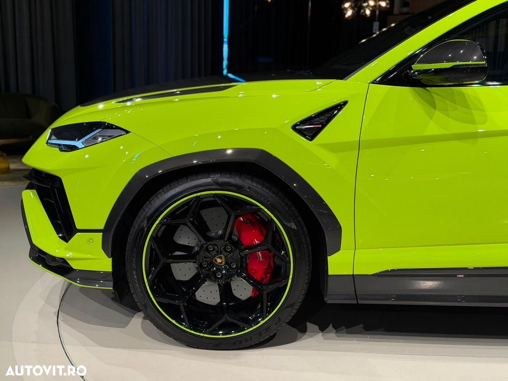 Lamborghini URUS - 30