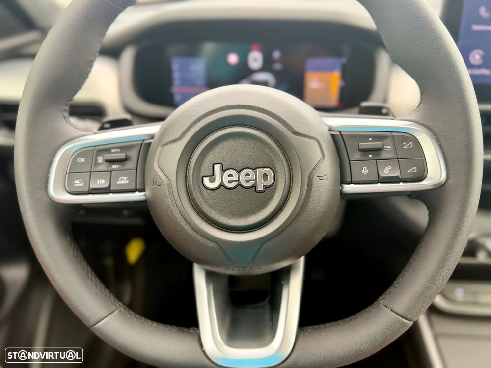 Jeep Avenger 1.2 e-Hybrid Altitude DCT - 8