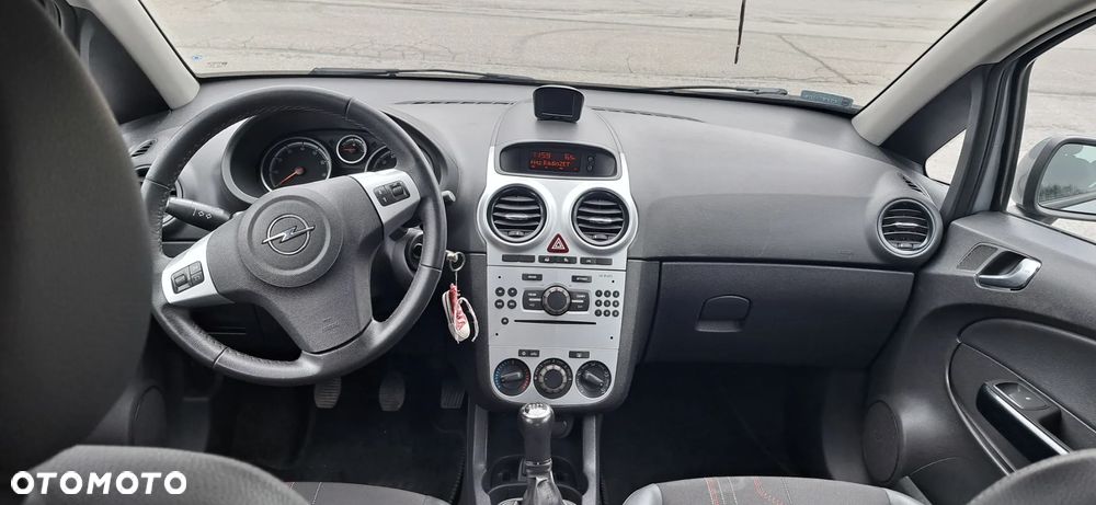 Opel Corsa - 8