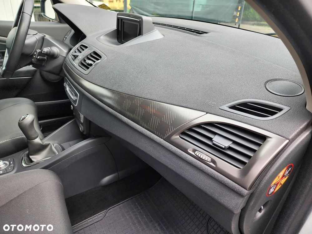 Renault Megane 1.6 16V 100 Paris - 26