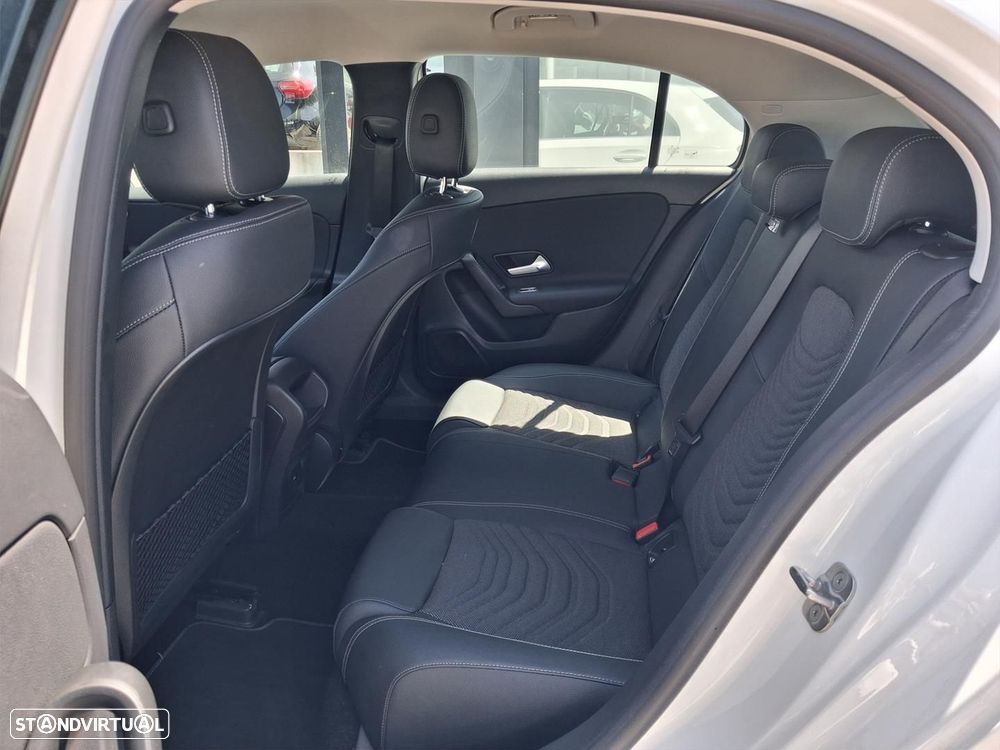 Mercedes-Benz A 200 Standard - 10