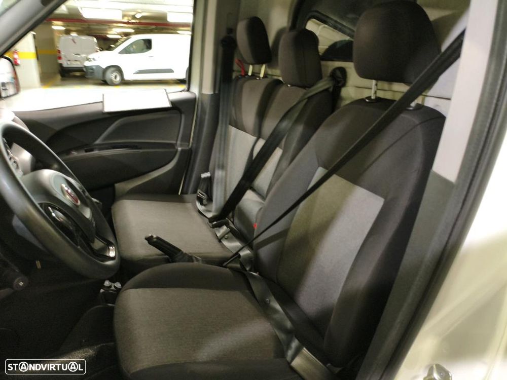 Fiat DOBLO CARGO 1.6 MJ SX 3L - 5