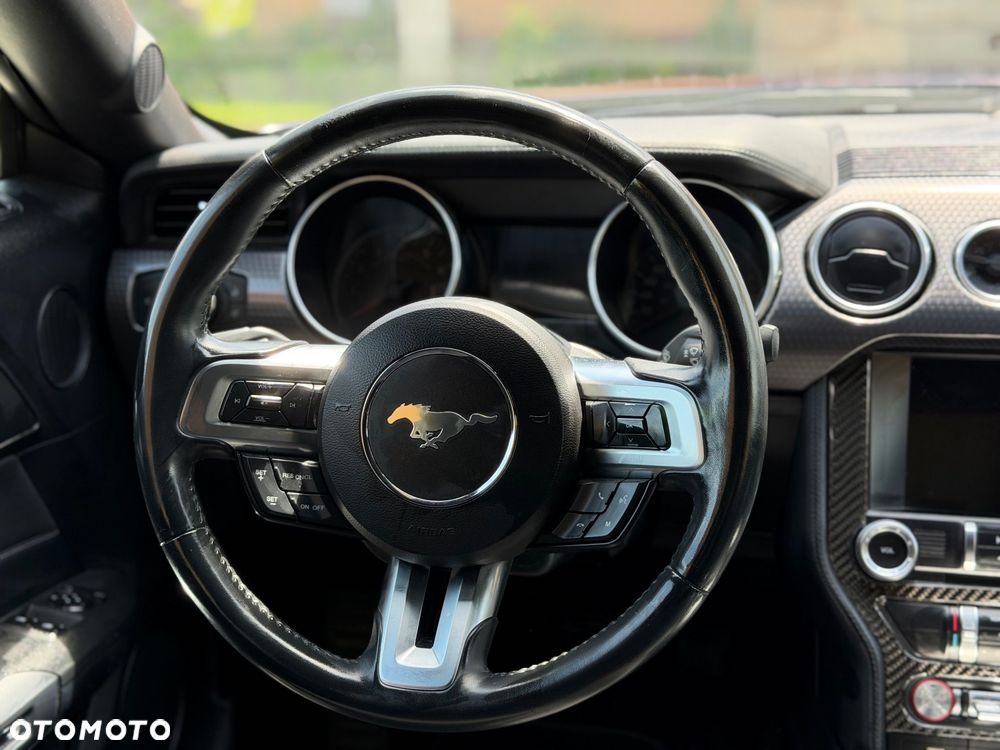 Ford Mustang 5.0 V8 GT - 13