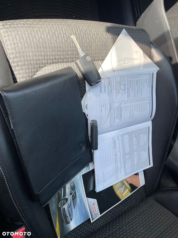 Volkswagen Golf VII 1.6 TDI BMT Highline DSG - 9