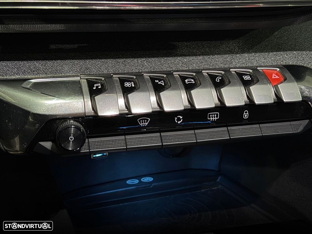 Peugeot 5008 1.5 BlueHDi Allure Pack EAT8 - 27